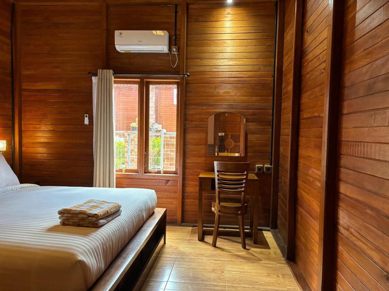 Uli Wood Villa, Jimbaran Bali - Near Gwk Extérieur photo