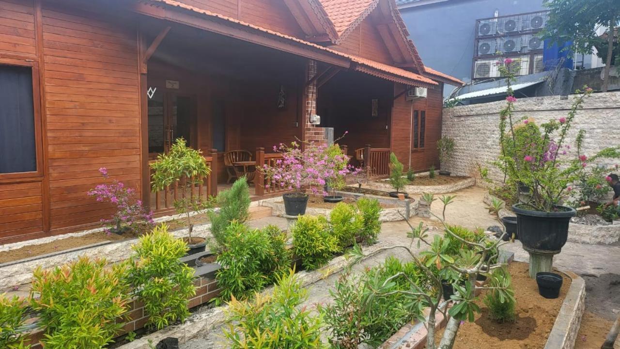 Uli Wood Villa, Jimbaran Bali - Near Gwk Extérieur photo